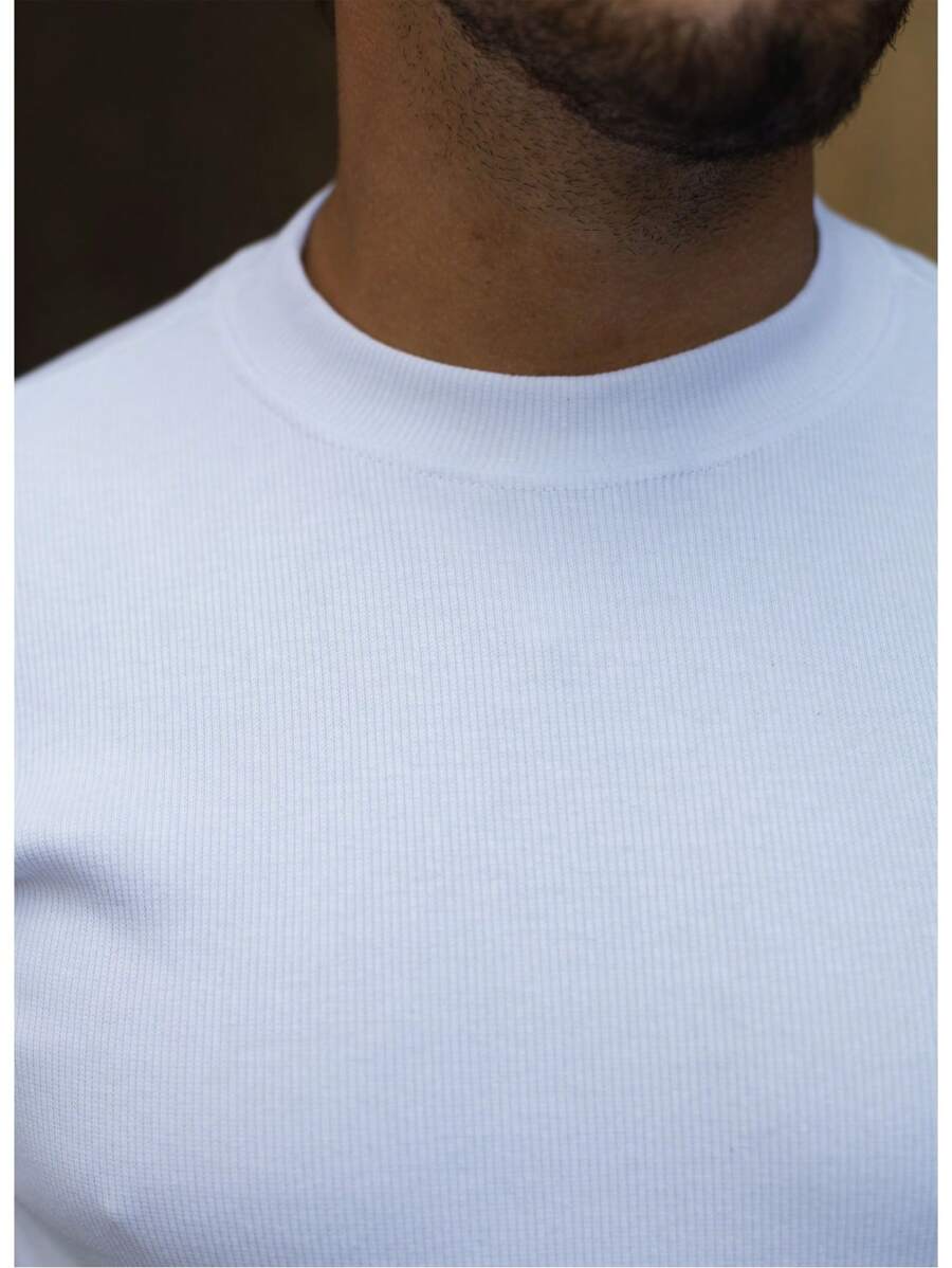 Camiseta Slim Lisa Básica GrifeX™