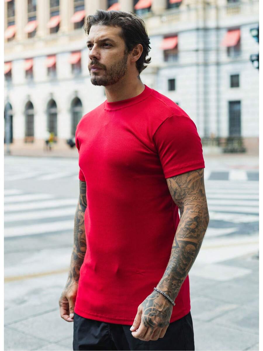 Camiseta Slim Lisa Básica GrifeX™