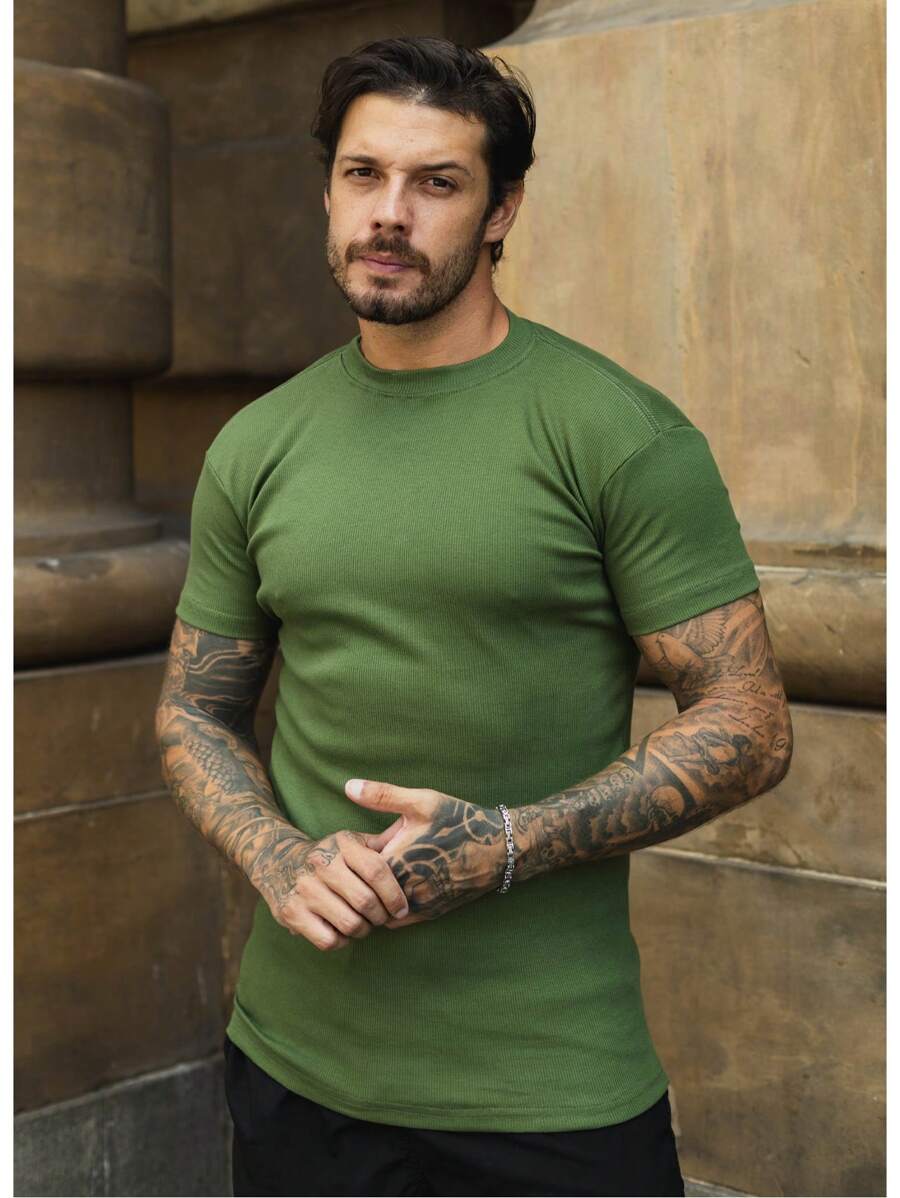 Camiseta Slim Lisa Básica GrifeX™