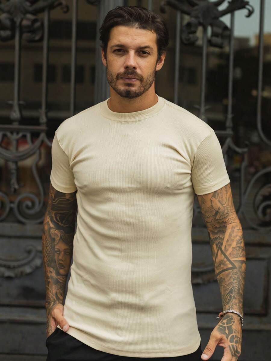 Camiseta Slim Lisa Básica GrifeX™