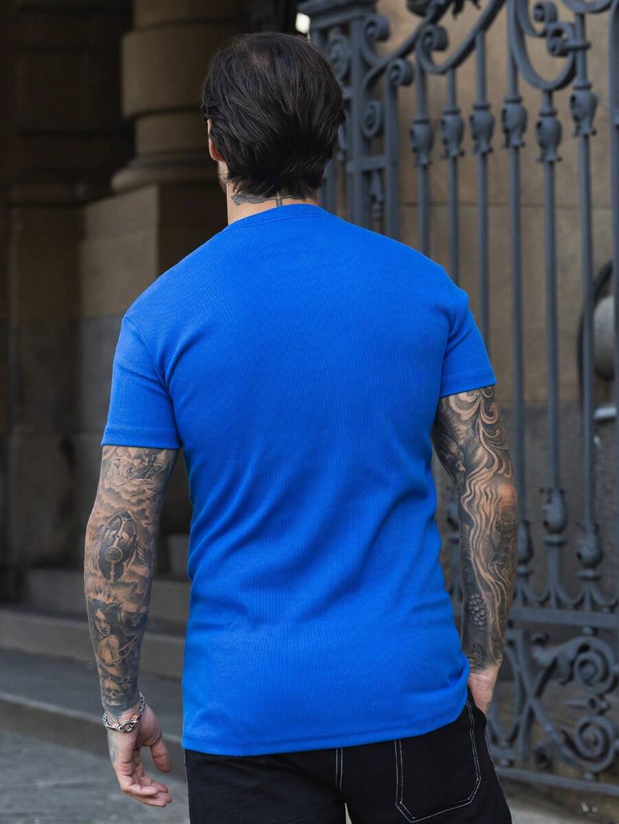 Camiseta Slim Lisa Básica GrifeX™