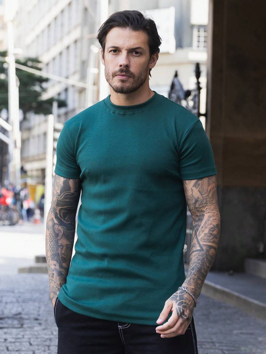 Camiseta Slim Lisa Básica GrifeX™